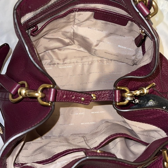 Michael Kors purse - Picture 3 of 5